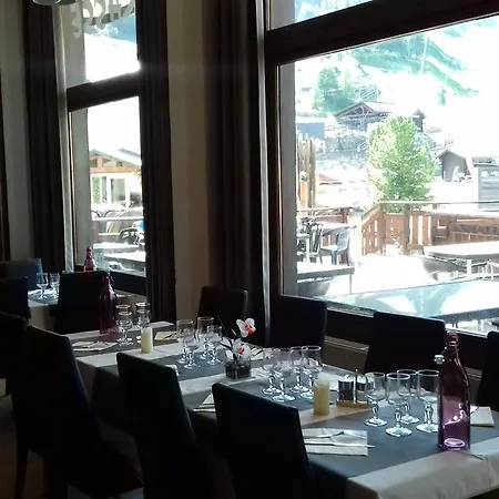 Hotel L'Escale Blanche 3*