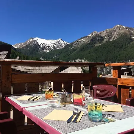 Hotel L'Escale Blanche